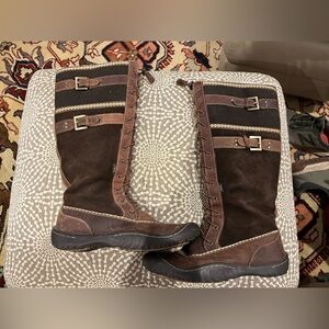 Jambu Brown and Tan All-Terra Sole